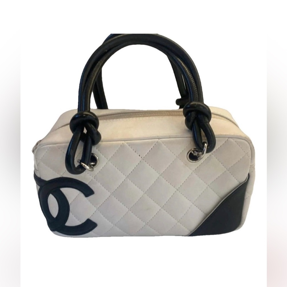 CHANEL White and Black Quilted Handbag
